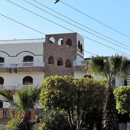 Luxor Hotel Bella Vista Apartments And Hotel Bagian luar foto