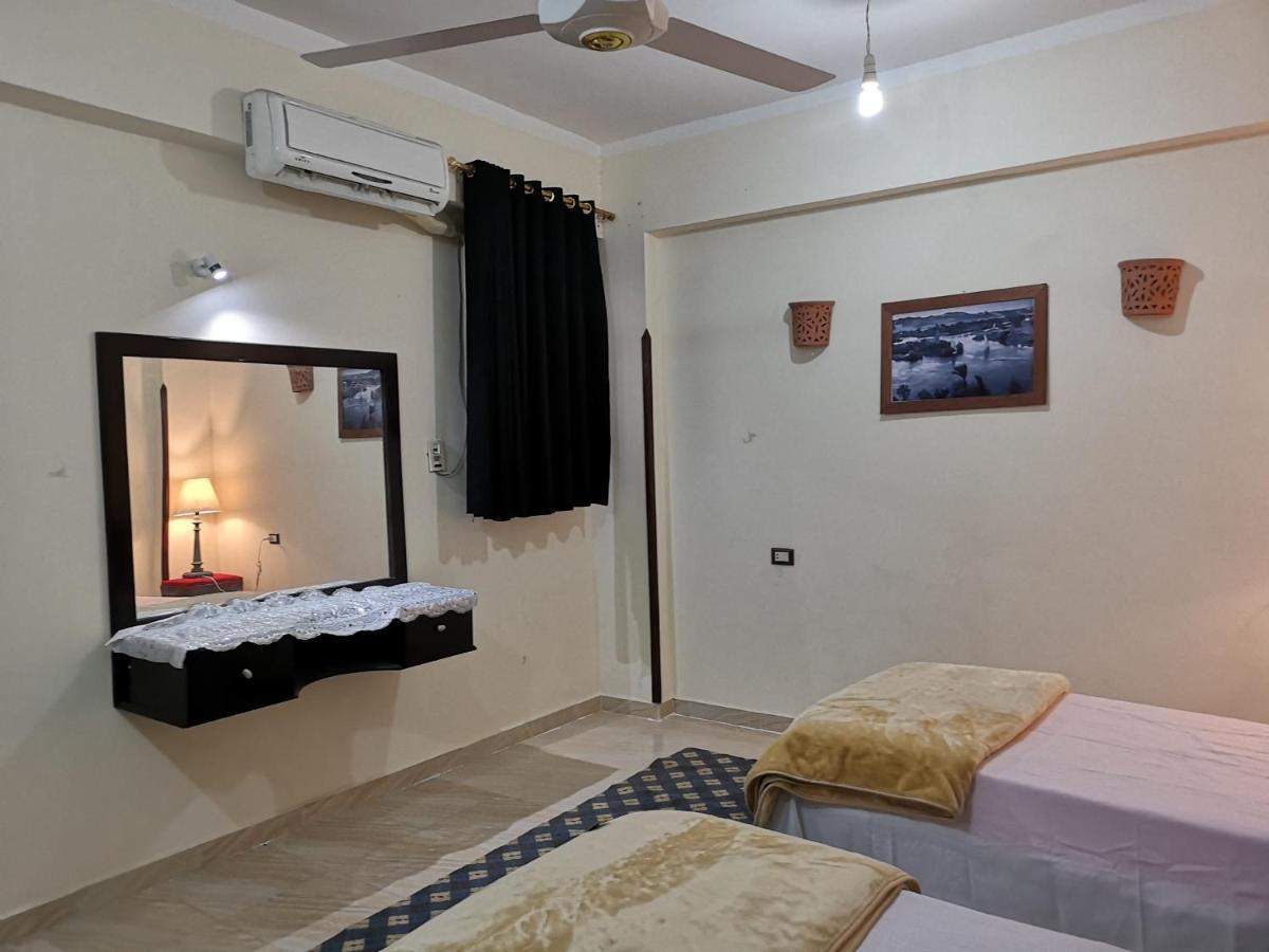 Luxor Hotel Bella Vista Apartments And Hotel Bagian luar foto