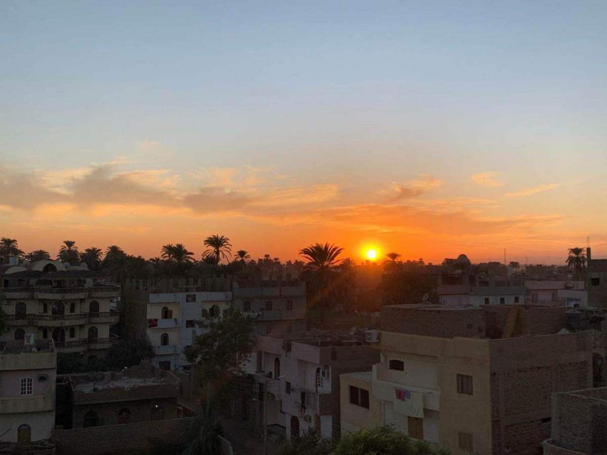 Luxor Hotel Bella Vista Apartments And Hotel Bagian luar foto